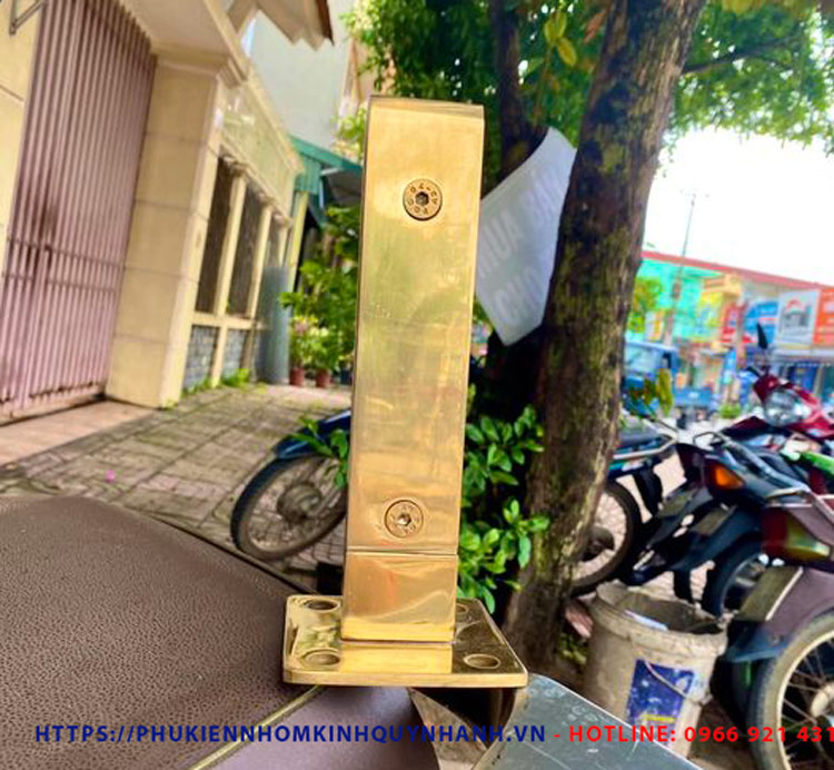 Trụ ngàm vuông 1 Trụ ngàm vuông 1