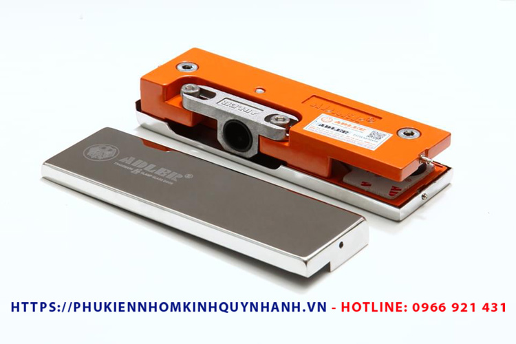 Chi tiết về kẹp kính trên Adler 1 Cấu tạo Kẹp trên Adler